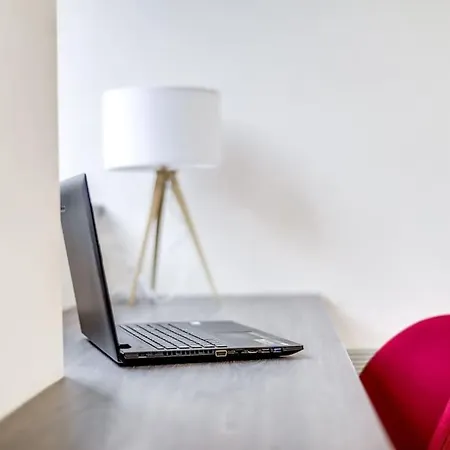 Apartment Le Nenuphar - Parking, Hyper-centre, 500m Gare