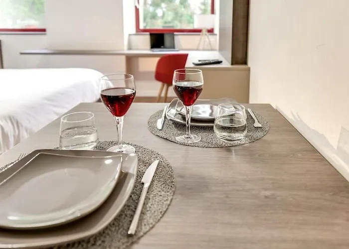 Le Nénuphar - Parking, Hyper-centre, 500m Gare Appartement Cholet